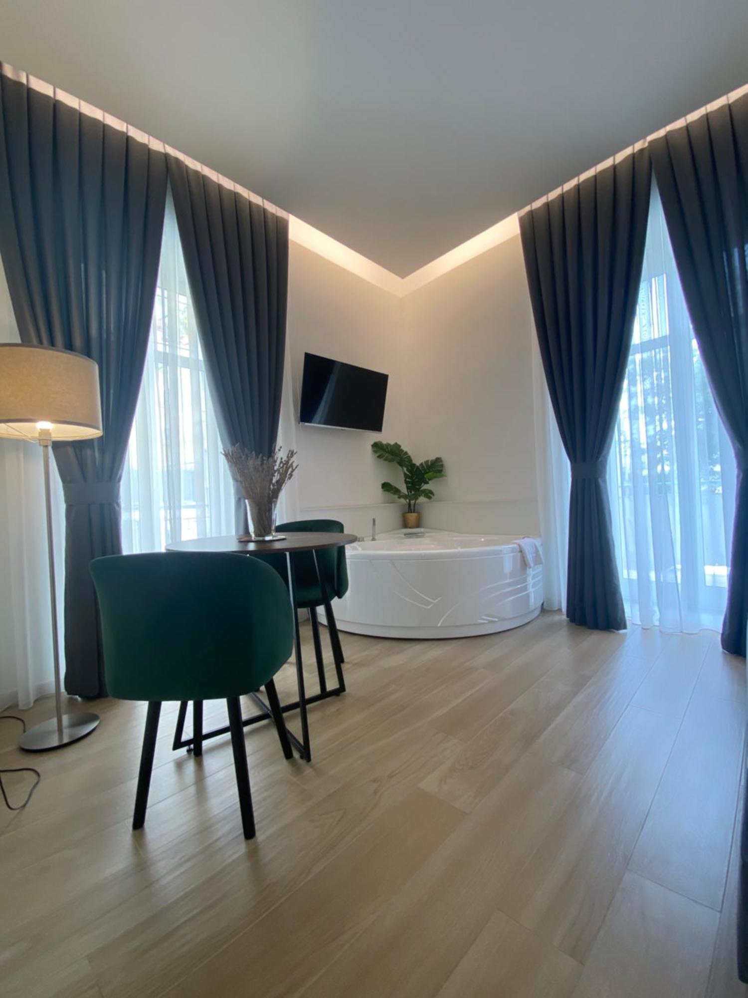 Gualtieri B&B - Luxury Rooms San Giorgio a Cremano Exterior photo