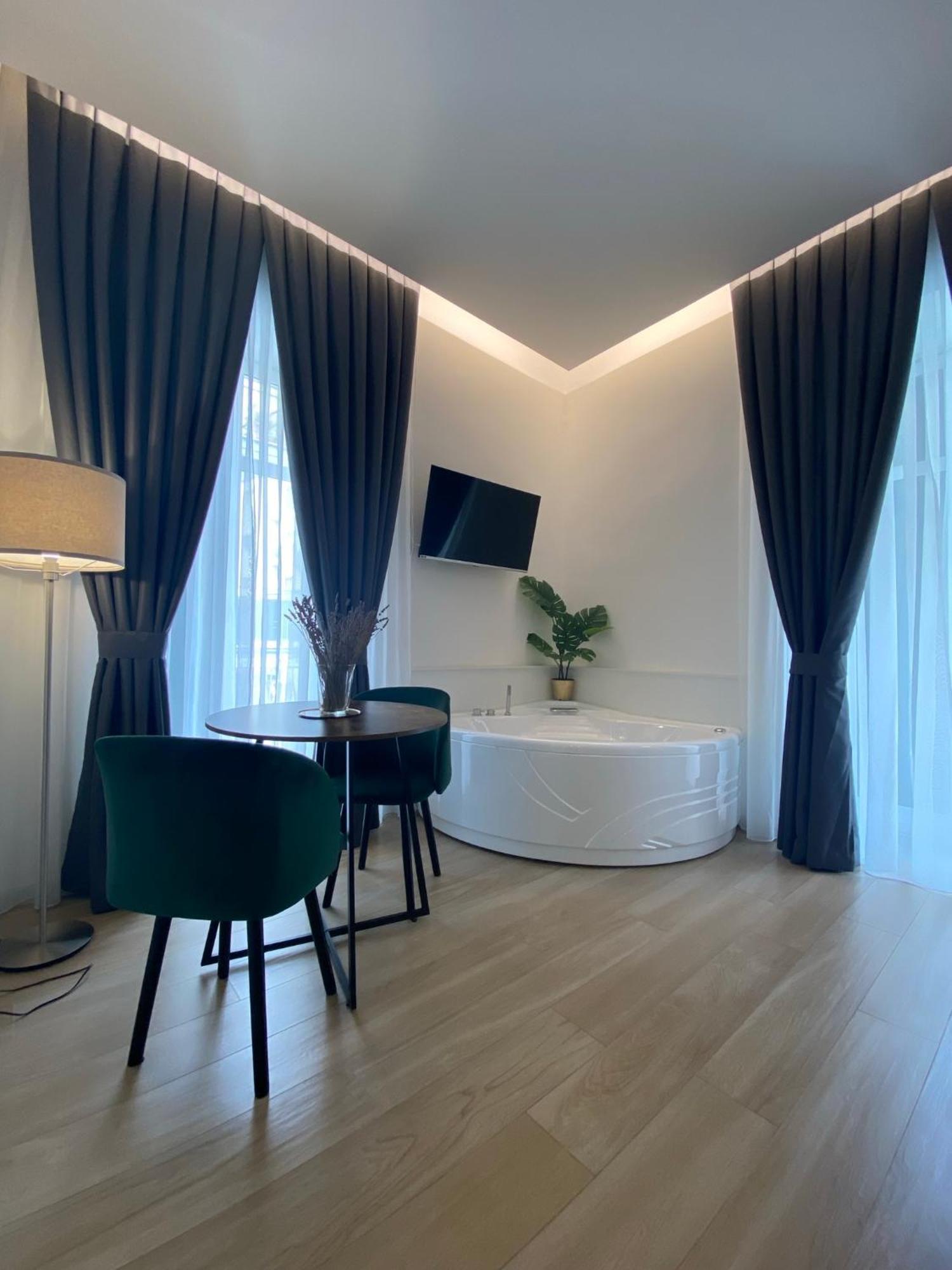 Gualtieri B&B - Luxury Rooms San Giorgio a Cremano Exterior photo
